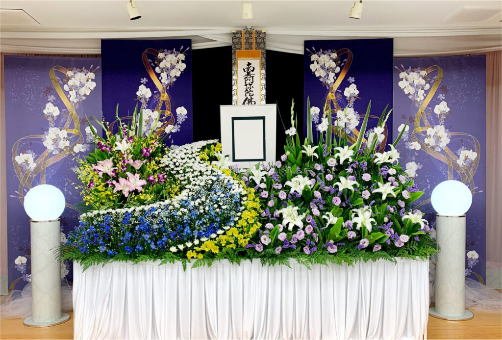 敬愛シビックホール堺の家族葬プラン79の祭壇例1
