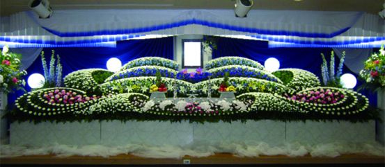 社葬・団体葬の祭壇例2